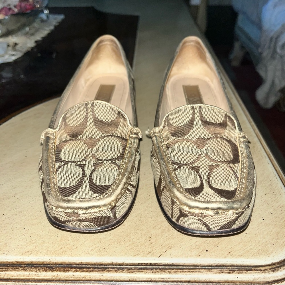COACH Women’s Driver Loafer